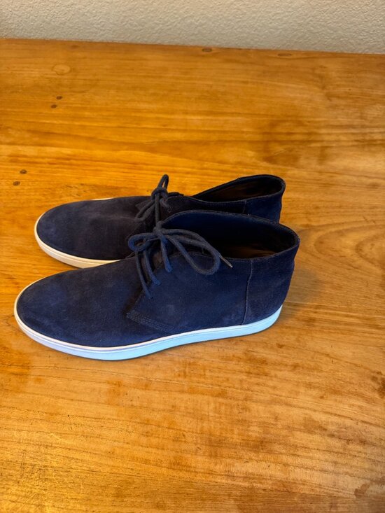 Tod\'s navy suede chukka ankle boot main image 5